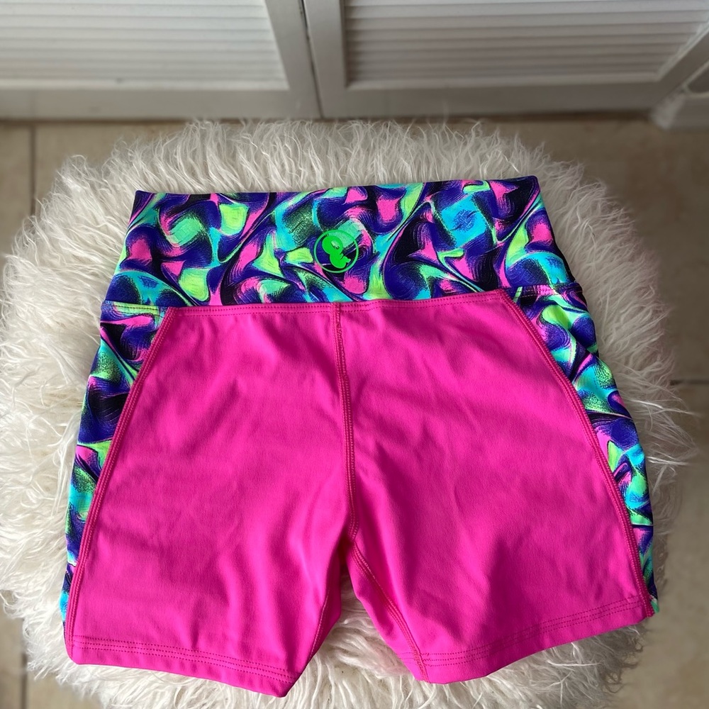 Training shorts - Picture 2 of 3
